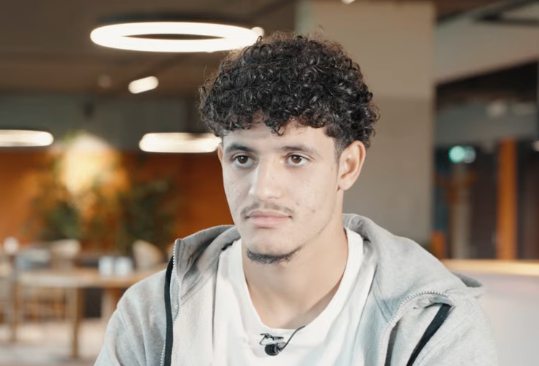 Even bijpraten met wereldkampioen Ismaël Baouf