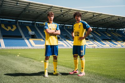 Thuistenue 2026/2027: Die club in het geel-blauw is werkelijk prachtig.